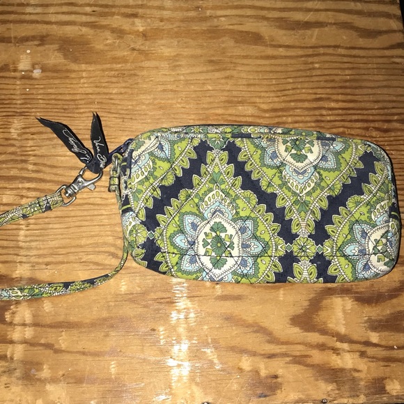 Vera Bradley Handbags - Vera Bradley Wristlet